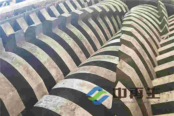 撕碎機刀片應(yīng)該選用什么材質(zhì)才好？