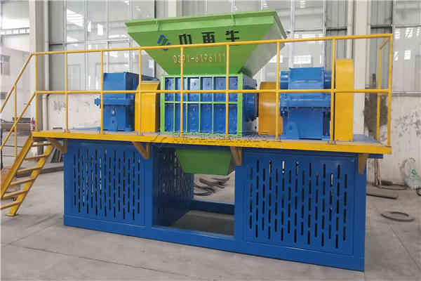 年關將至中再生提醒撕碎機使用過程中確保安全