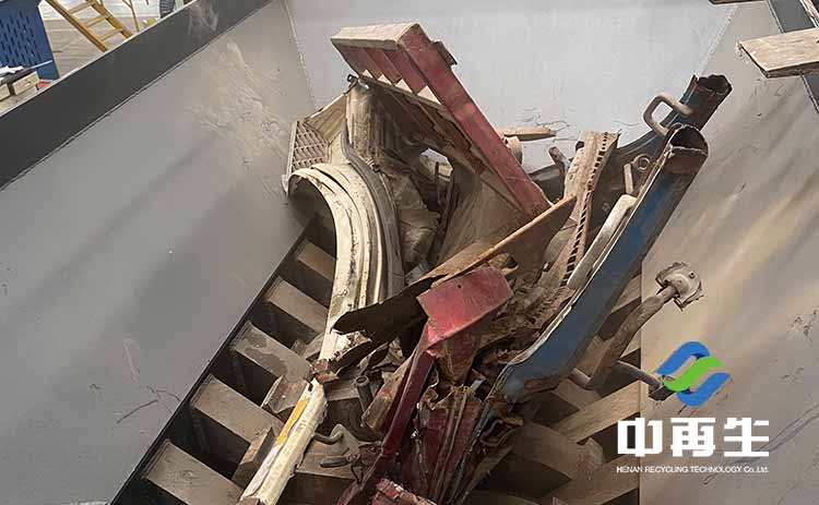 報(bào)廢自行車的回收處理和撕碎機(jī)的應(yīng)用