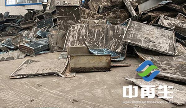 汽車水箱破碎機(jī)